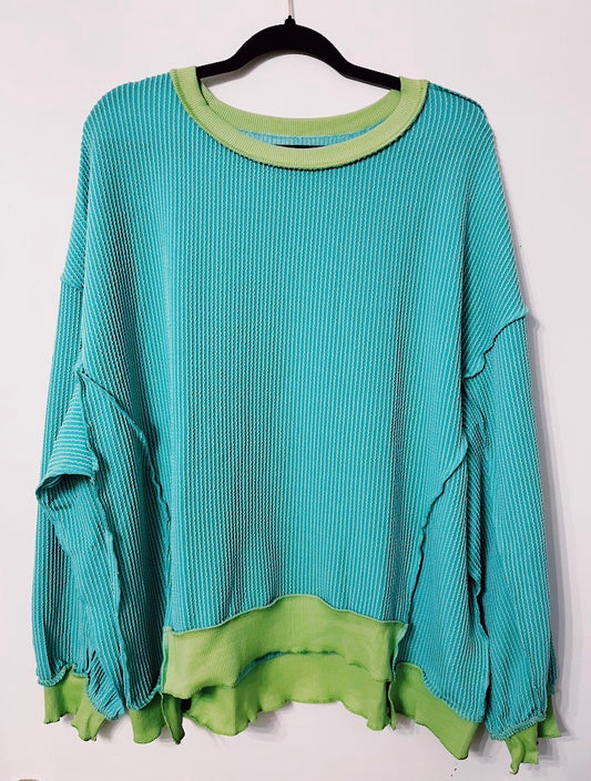 GREEN KNIT TOP