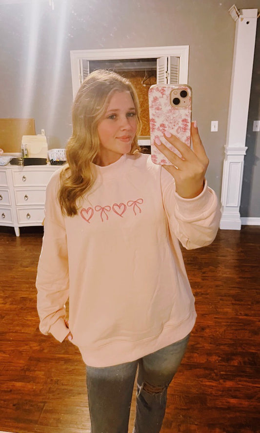 HEART & BOW MOCKNECK