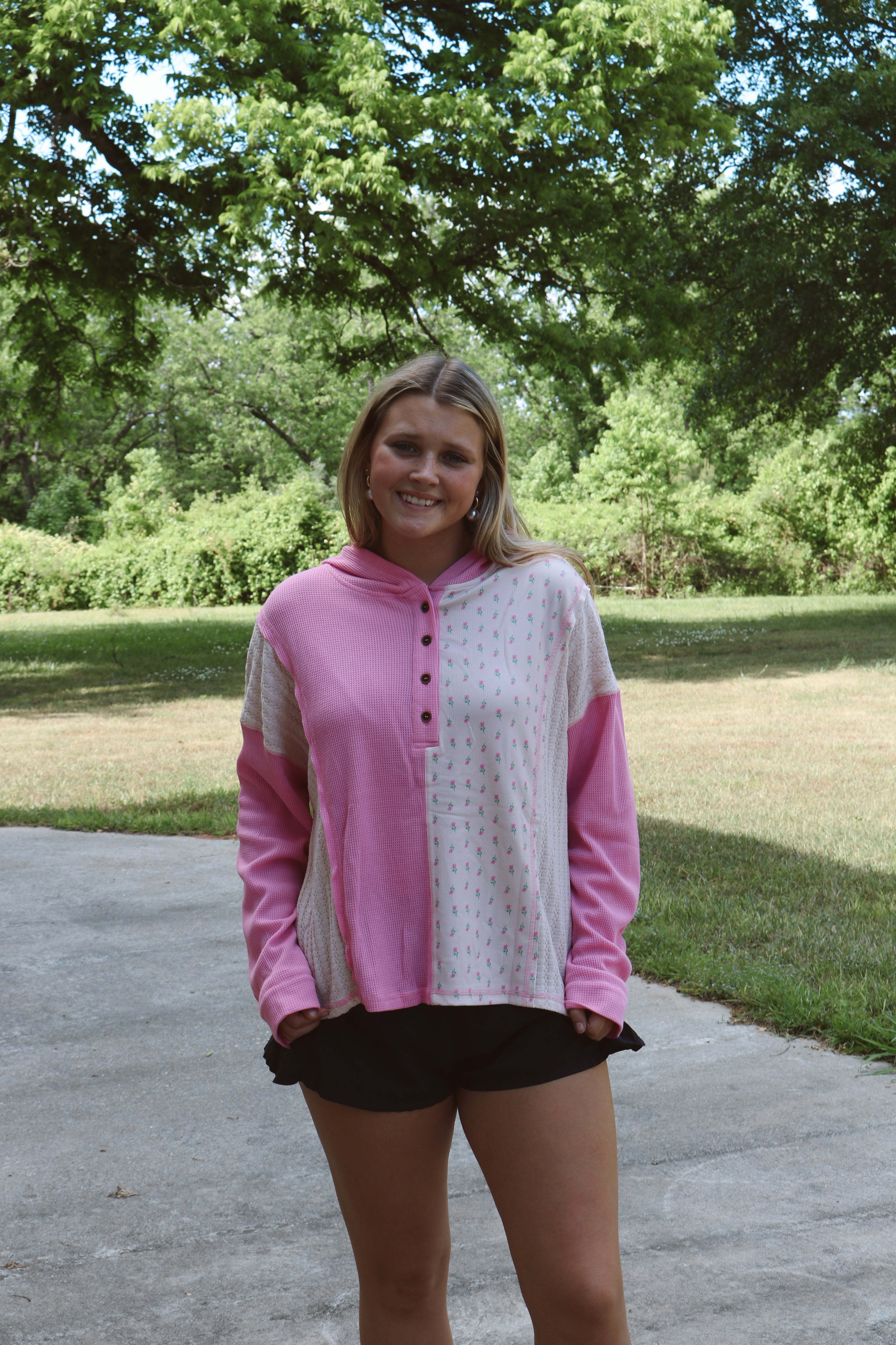 FLORAL PATCHWORK HOODED PULLOVER