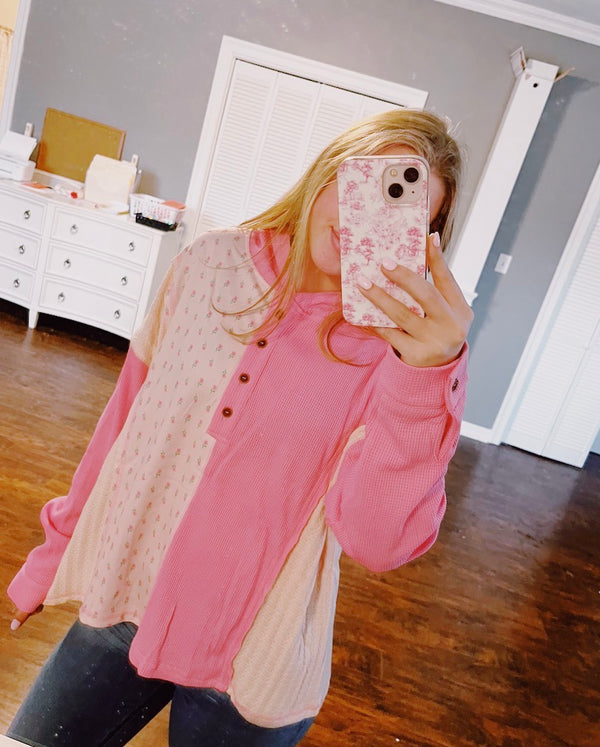 FLORAL PATCHWORK HOODED PULLOVER